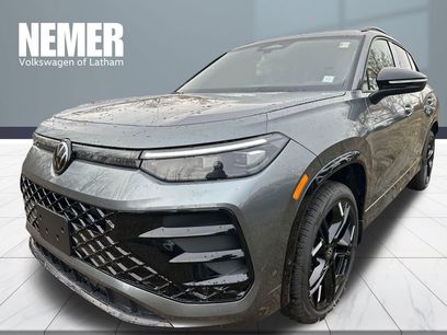 New 2026 Volkswagen Tiguan SE R-Line