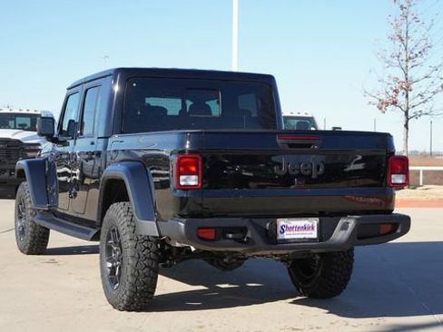 New 2026 Jeep Gladiator Sport image 7