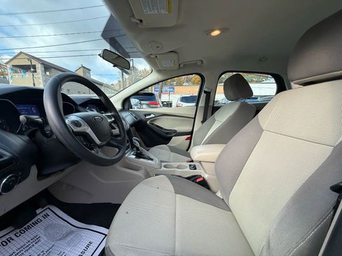 Used 2013 Ford Focus SE image 20