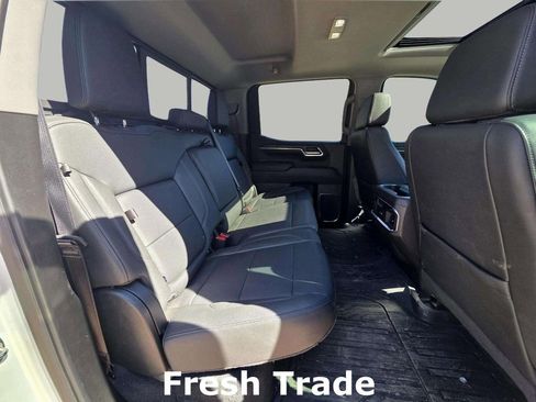 Used 2024 GMC Sierra 1500 SLT w/ SLT Premium Plus Package image 9