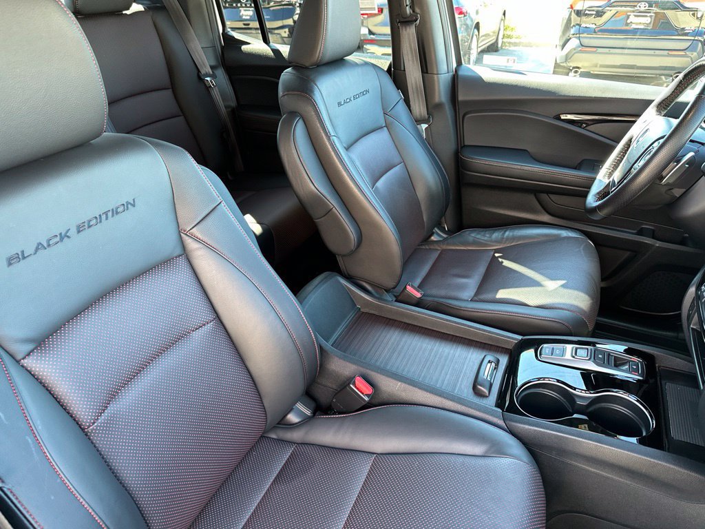 Used 2023 Honda Ridgeline Black Edition image 16
