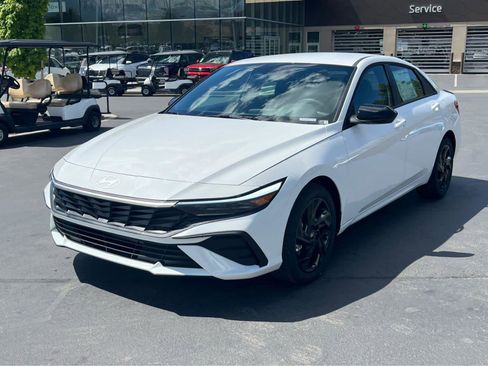 New 2026 Hyundai Elantra Sport FWD image 2