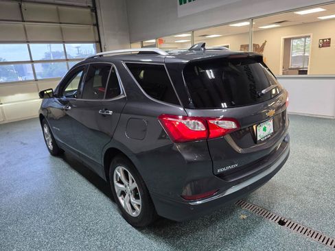 Used 2018 Chevrolet Equinox Premier AWD/4WD image 9