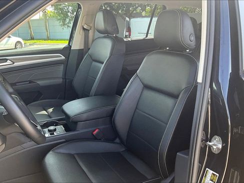 Certified 2023 Volkswagen Atlas SEL AWD/4WD image 20