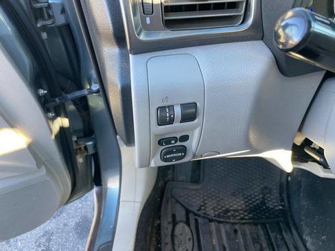 Used 2011 Subaru Forester 2.5X w/ Alloy Wheel Value Pkg image 32