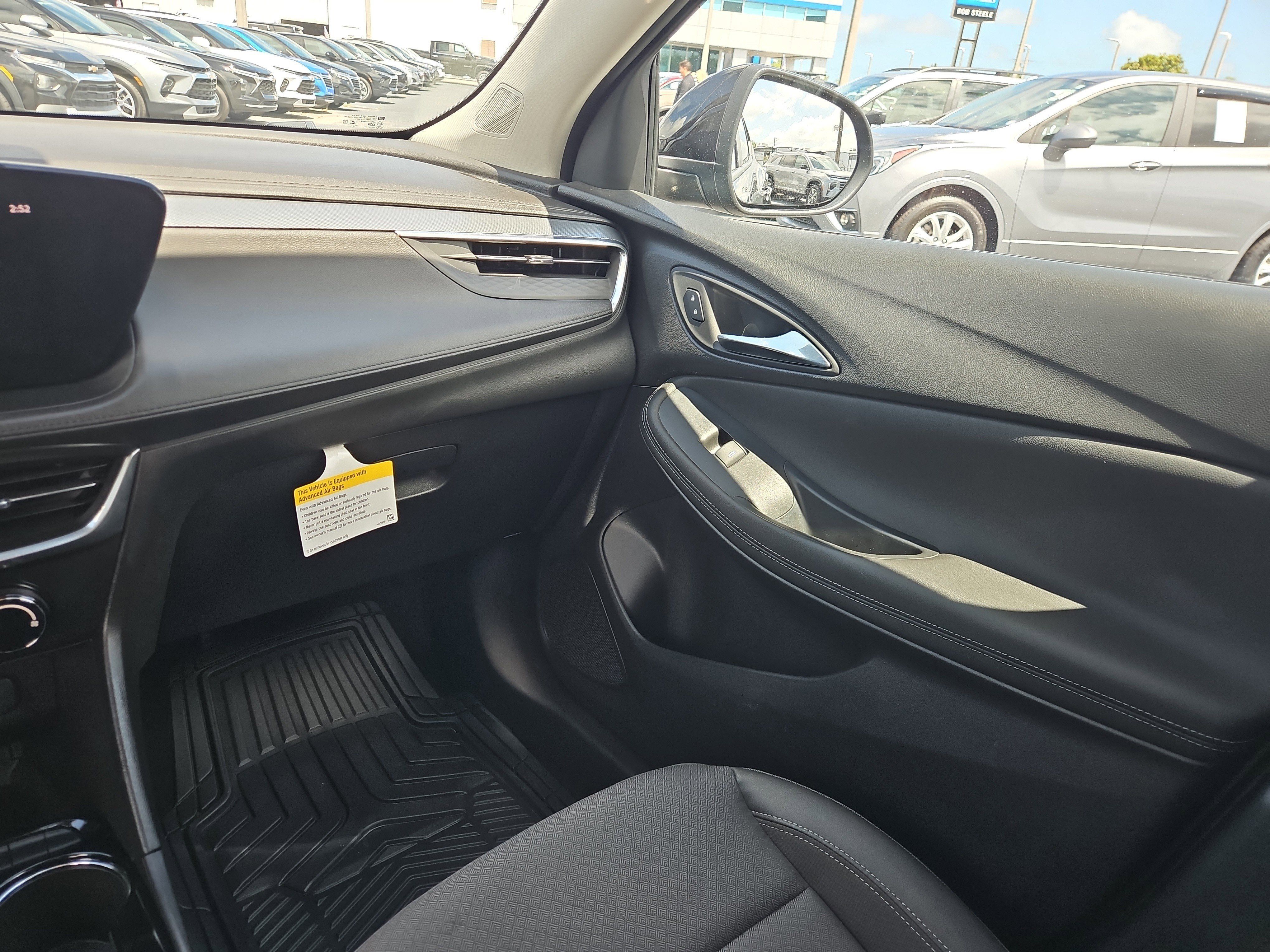 Certified 2024 Buick Encore GX Preferred FWD image 9