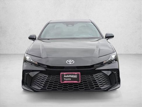 New 2025 Toyota Camry SE image 9