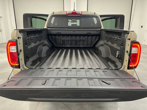 Used 2024 GMC Canyon AT4X image 27