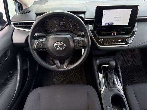 Used 2024 Toyota Corolla LE FWD image 12