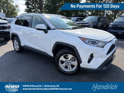 Used 2020 Toyota RAV4 XLE w/ Convenience Package