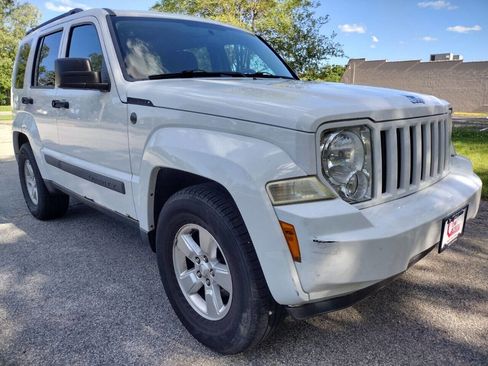 Used 2012 Jeep Liberty Sport w/ Popular Equipment Group image 3