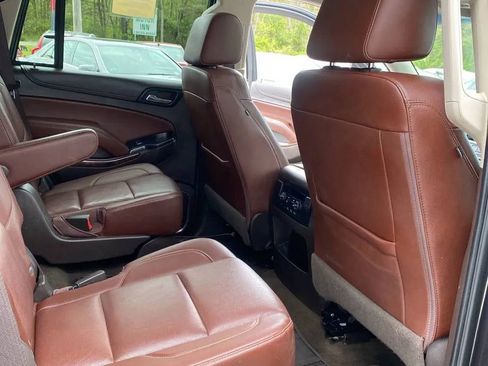 Used 2018 Chevrolet Tahoe Premier AWD/4WD image 27