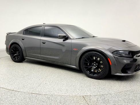 Used 2022 Dodge Charger Scat Pack image 3
