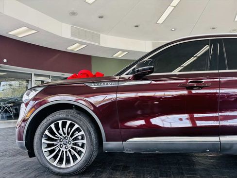 Used 2022 Lincoln Aviator Reserve w/ Equipment Group 201A AWD/4WD image 15