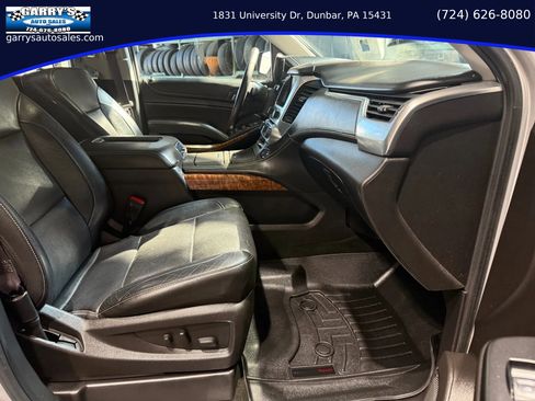 Used 2017 Chevrolet Suburban Premier image 28
