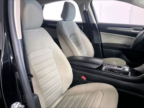 Used 2020 Ford Fusion S FWD image 7