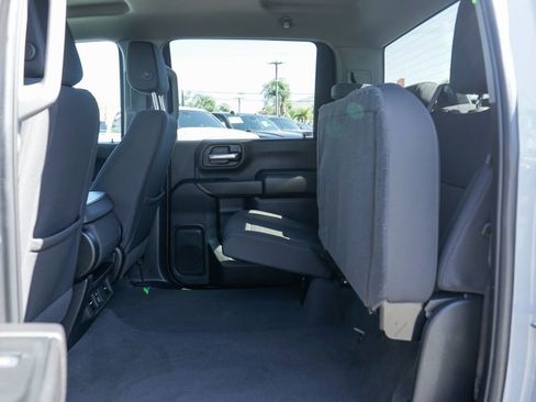 Used 2025 Chevrolet Silverado 2500 Custom w/ Custom Value Package RWD image 35
