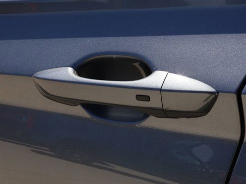 New 2026 Volkswagen Jetta SE FWD image 21