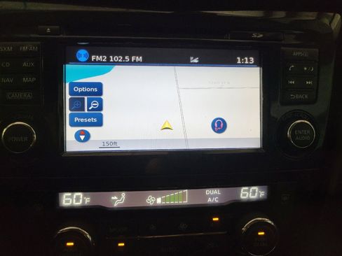 Used 2017 Nissan Rogue SL w/ SL Premium Package FWD image 25