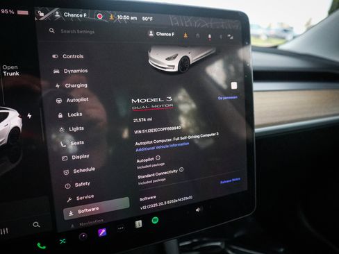 Used 2023 Tesla Model 3 Performance image 22