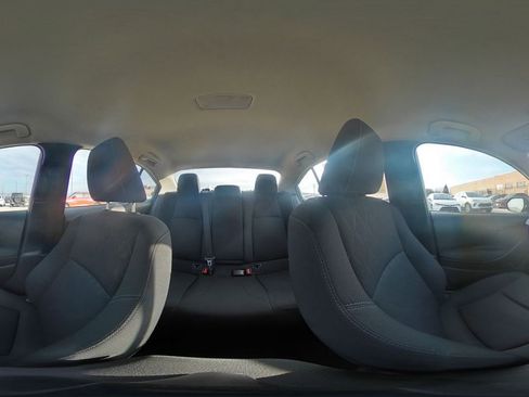 Used 2023 Toyota Corolla LE image 41