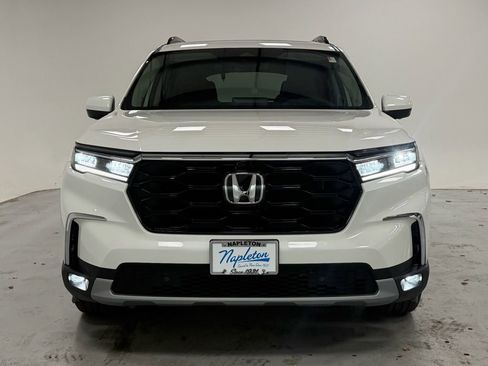 Used 2025 Honda Pilot Elite image 7