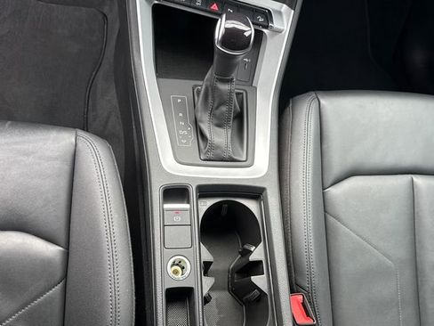 Used 2022 Audi Q3 2.0T Premium Plus w/ Premium Plus Package image 22