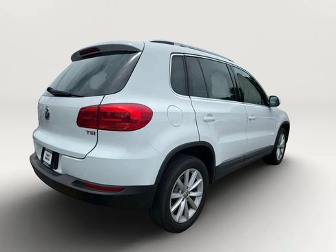 Used 2017 Volkswagen Tiguan Wolfsburg Edition FWD image 3