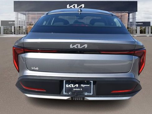 New 2026 Kia K4 LXS FWD image 5