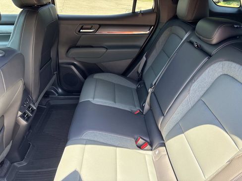 Used 2026 GMC Terrain AT4 w/ Convenience Package III AWD/4WD image 31