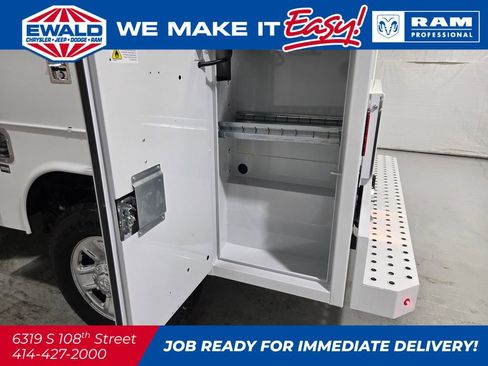 New 2023 RAM 2500 Tradesman image 25