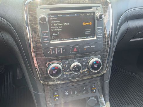 Used 2014 Buick Enclave Leather AWD/4WD image 8