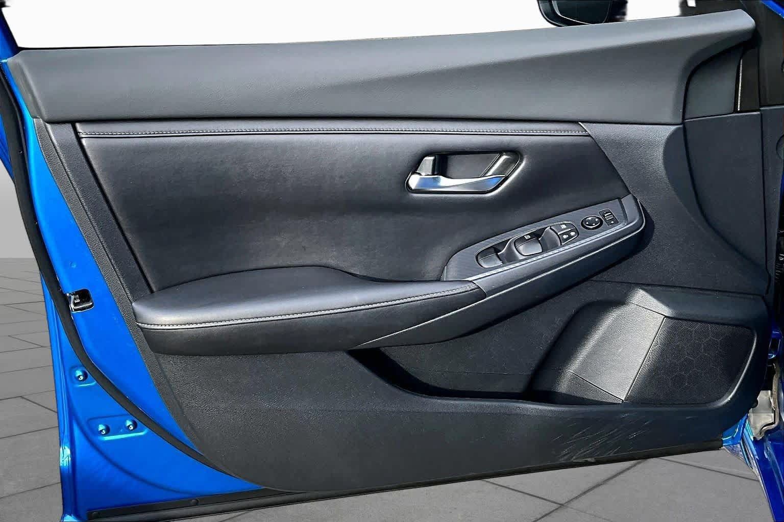 Used 2020 Nissan Sentra SV FWD image 22