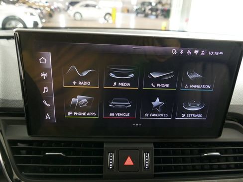 Used 2023 Audi Q5 2.0T Premium w/ Convenience Package AWD/4WD image 22