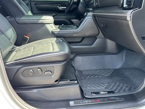 Used 2024 GMC Sierra 2500 AT4X w/ AT4X AEV Edition image 13