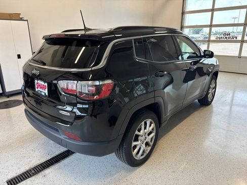 Used 2023 Jeep Compass Latitude AWD/4WD image 6