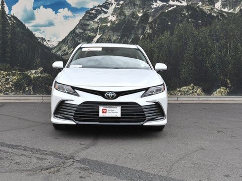 Certified 2024 Toyota Camry SE w/ Audio Upgrade Package FWD image 5