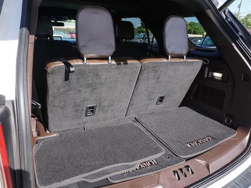 Used 2022 Ford Explorer King Ranch w/ Class IV Trailer Tow Package RWD image 8