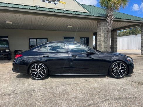 Used 2022 Mercedes-Benz C 300 Sedan image 4