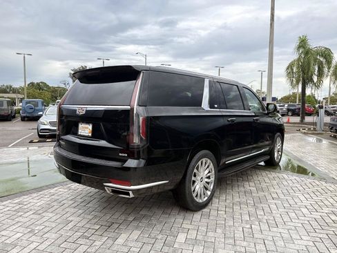 Used 2023 Cadillac Escalade ESV Premium Luxury AWD/4WD image 5