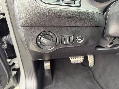 Used 2023 Dodge Challenger R/T w/ Blacktop Package image 17