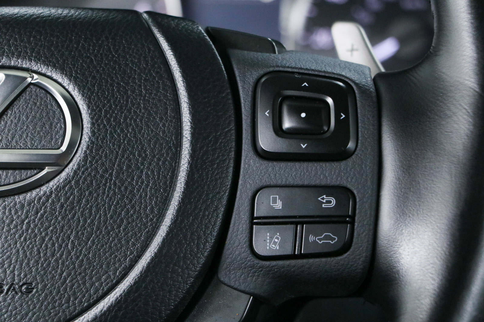 Used 2023 Lexus IS 300 w/ Premium Package RWD image 14