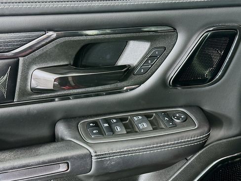 Used 2022 RAM 1500 Limited image 15