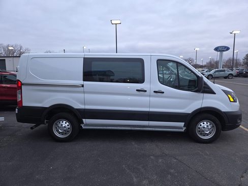Used 2023 Ford Transit 250 Low Roof AWD w/ Exterior Upgrade Package image 4