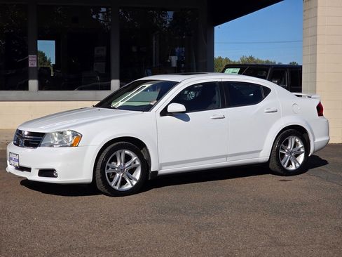 Used 2011 Dodge Avenger Heat image 31