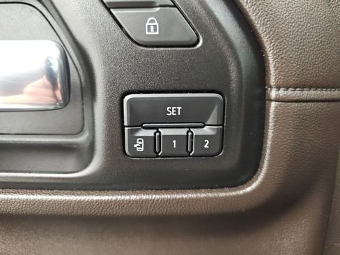 Used 2020 GMC Sierra 2500 Denali w/ Denali Ultimate Package image 13