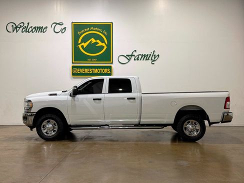 Used 2023 RAM 2500 Tradesman AWD/4WD image 5