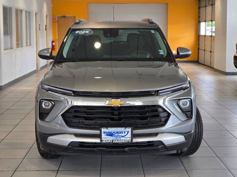 Certified 2026 Chevrolet TrailBlazer LT w/ Convenience Package FWD image 2