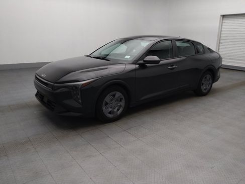 Used 2025 Kia K4 FWD image 2
