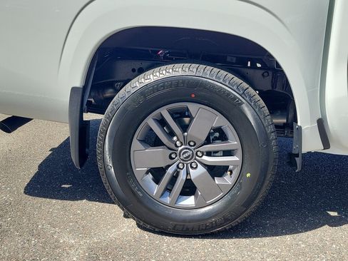 New 2026 Nissan Frontier SV w/ Tow Package AWD/4WD image 5